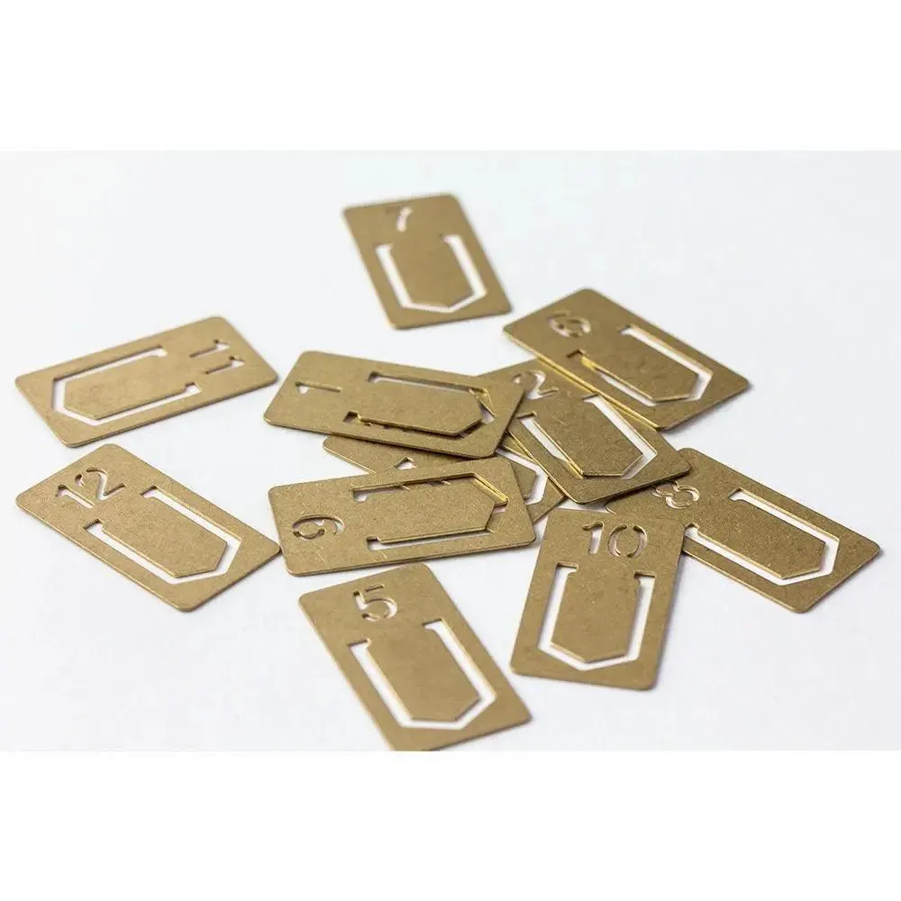 Traveler's Company Brass Numbered Clips (12 kpl)