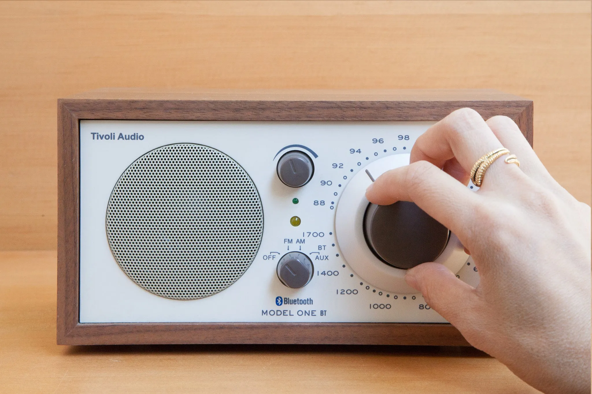 Walnut Bluetooth Radio